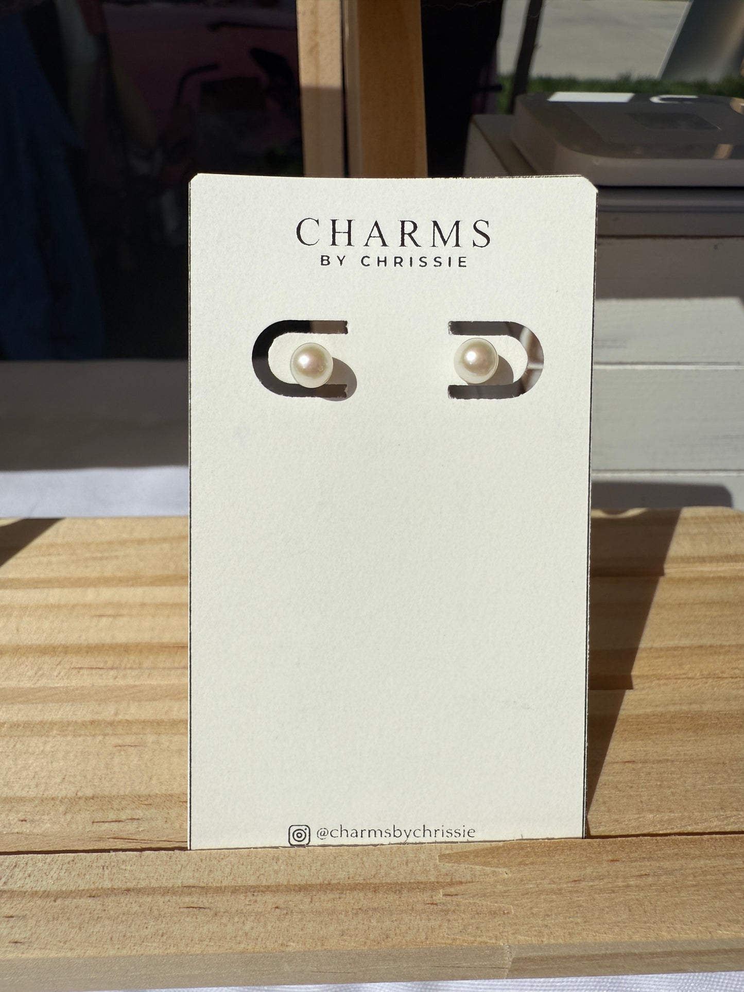 Stud Pearl Earring