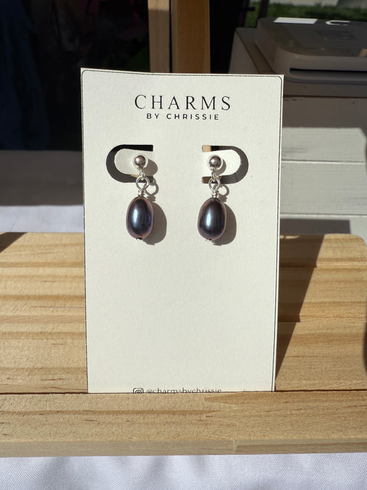 Black Pearl Drop Earring