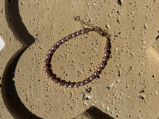 Pearl Bracelet with Clasp Closure