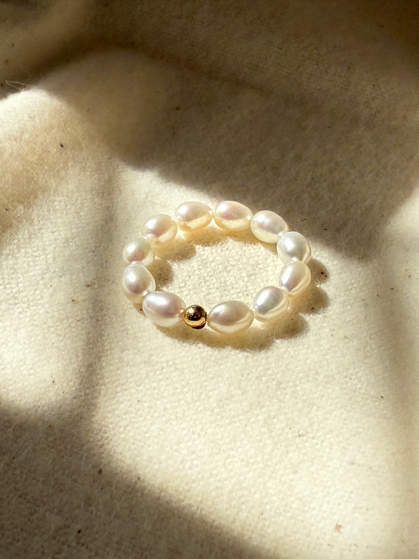 Stretch Pearl Rings