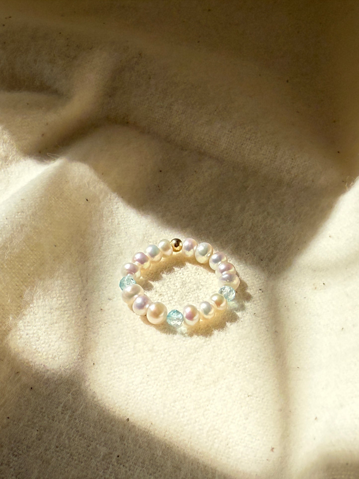 Stretch Pearl Rings