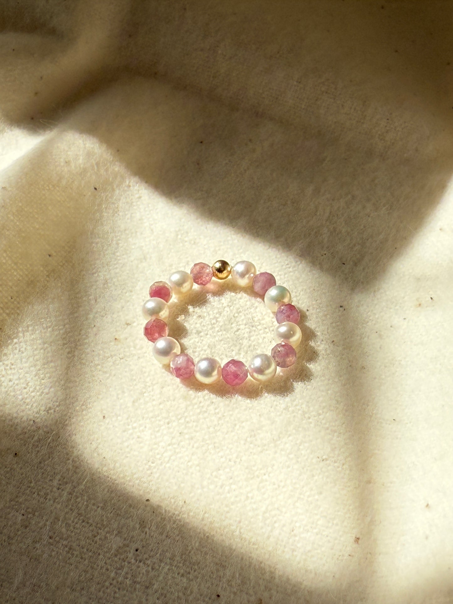 Stretch Pearl Rings